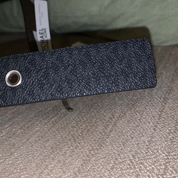 Authentic Michael Kors Reversible Belt - Picture 8 of 10